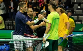 Great Britain v Australia.