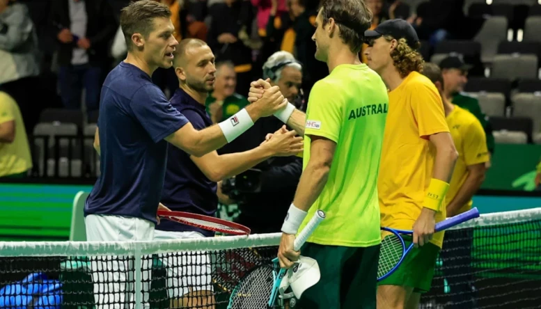 Great Britain v Australia.