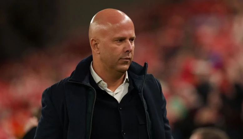 Arne Slot 1 November, 2025 (alamy)