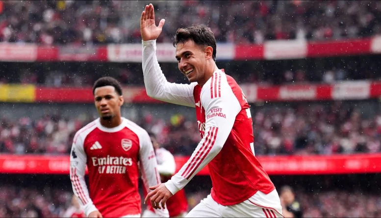 Arsenal's Martin Zubimendi celebrates scoring