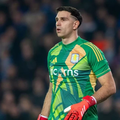 aston-villa-emiliano-martinez-4-march-202516