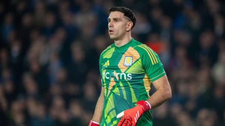 aston-villa-emiliano-martinez-4-march-202516