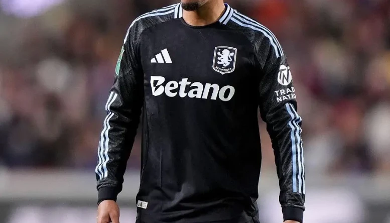 Aston Villa's Jadon Sancho during the Carabao Cup 