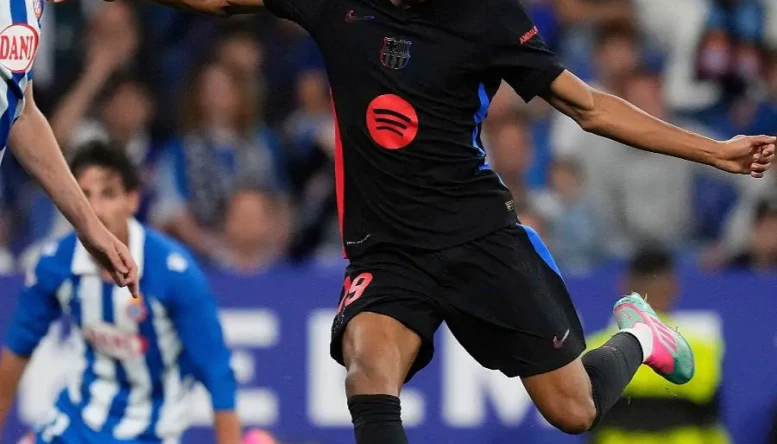 Barcelona star Lamine Yamal shoots and scores against Espanyol