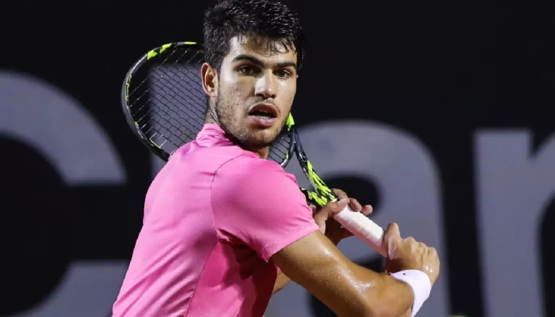 Carlos Alcaraz at the Rio Open