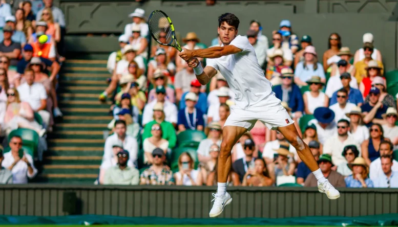 Carlos Alcaraz R3 wimbledon 2025
