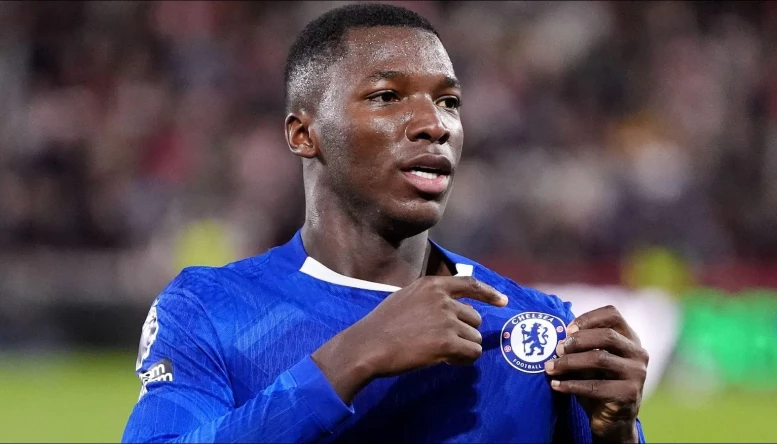 Chelsea's Moises Caicedo celebrates scoring 