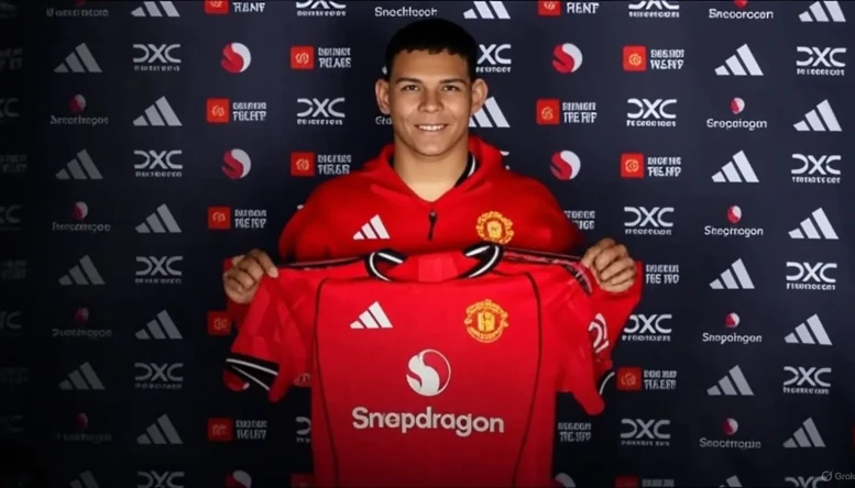 Diego Leon of Manchester United