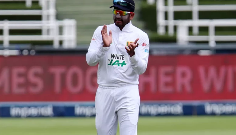 Dimuth Karunaratne.