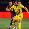 emre-can-of-dortmund-and-robert-lewandowski-of-barcelona16