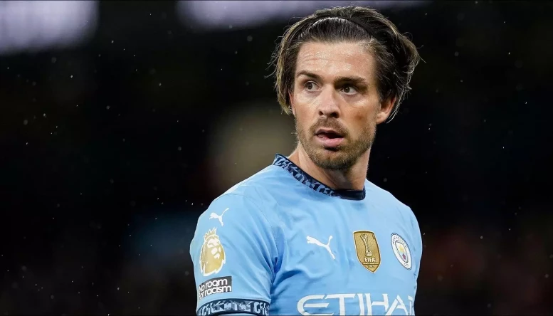 jack-grealish-of-manchester-city16