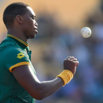 lungi-ngidi-white-ball16