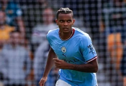 Manuel Akanji feels Manchester City cannot drop any more points