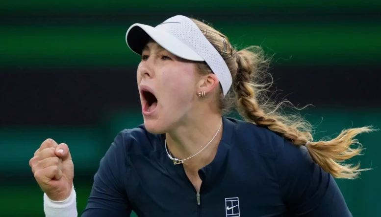 mirra-andreeva-at-indian-wells-mar-202516