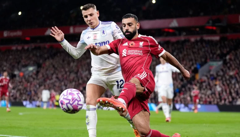 Mohamed Salah battle with Lucas DIgne 01 November, 2025 (alamy)