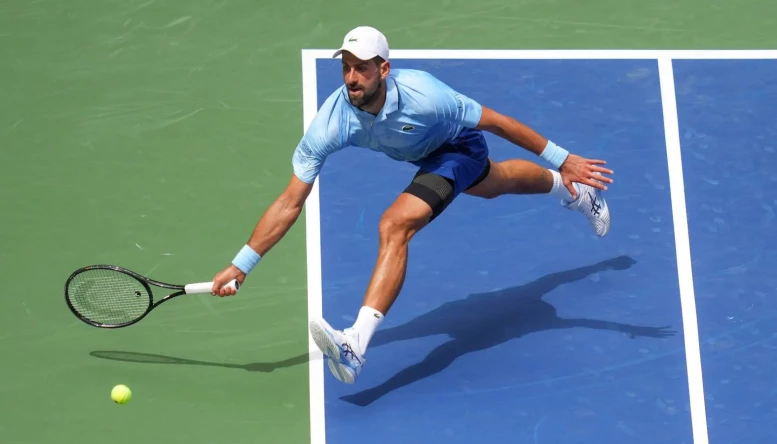 Novak Djokovic us open 2025 R2 alamy