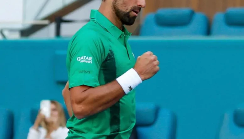 Novak Djokovic wins in Miami