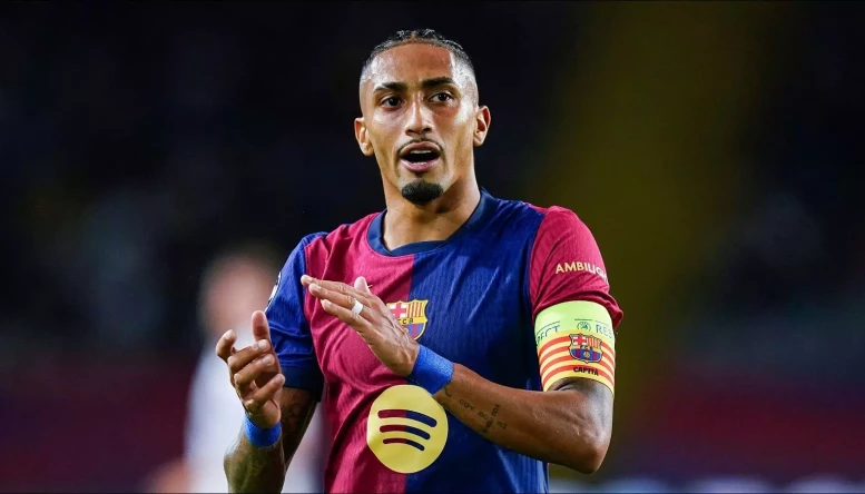 raphinha-of-fc-barcelona16