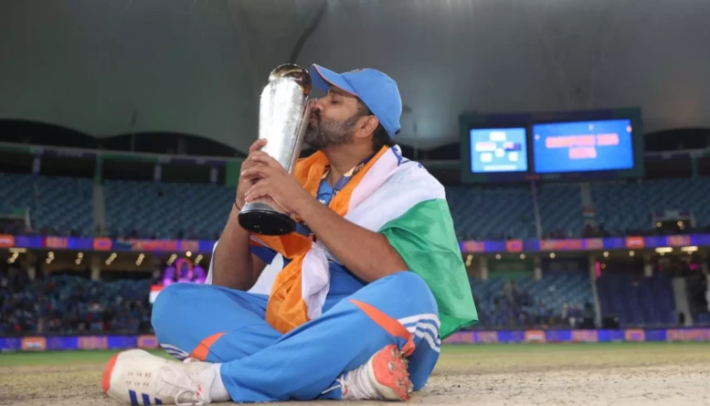 rohit-sharma-kissing-champions-trophy16