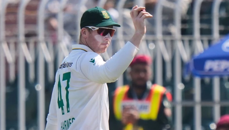 Simon Harmer fiver v Pakistan 2025 Test 2 alamy