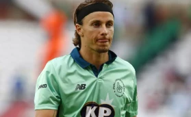 Tom Curran.
