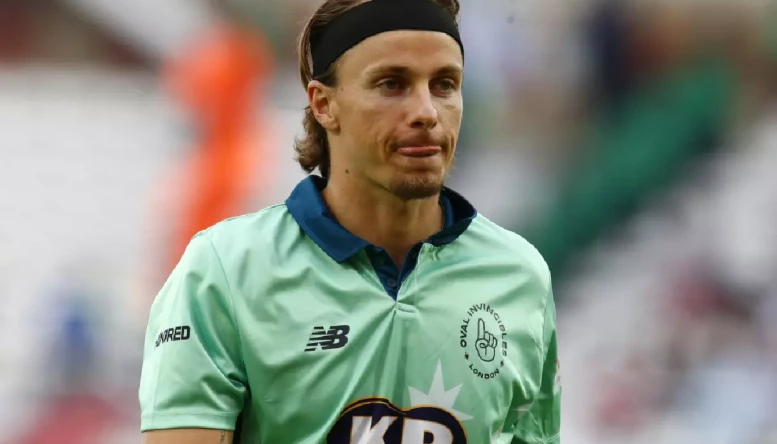Tom Curran.