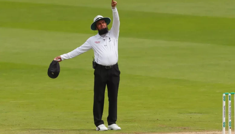 Aleem Dar.