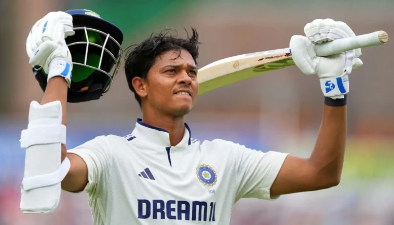Yashasvi Jaiswal celebrates