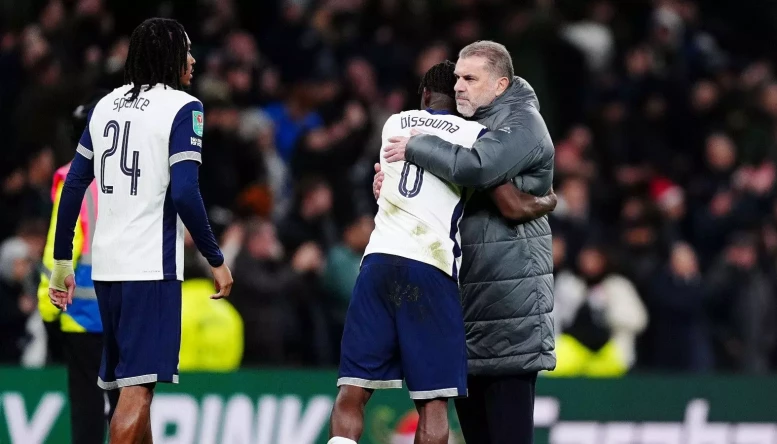 Yves Bissouma hugs Ange Postecoglou 19 Dec, 2024