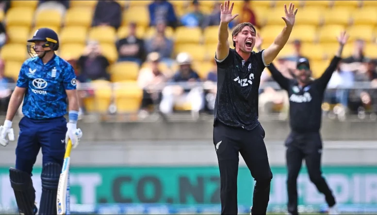 Zak Foulkes of New Zealand appeals for the wicket of Joe Root